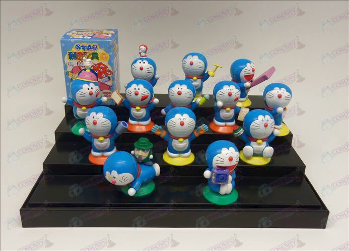 13 mallit salaperäinen rekvisiitta Doraemon nukke